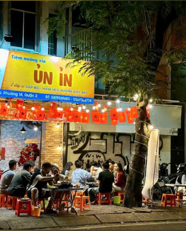 Nướng Vỉa Ủn Ỉn - Quán nướng vỉa hè phong cách Hà Nội tại Quận 3